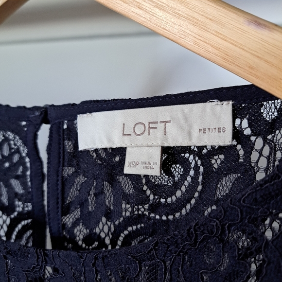 LOFT | Navy blue lace blouse with bell sleeves - Picture 4 of 11